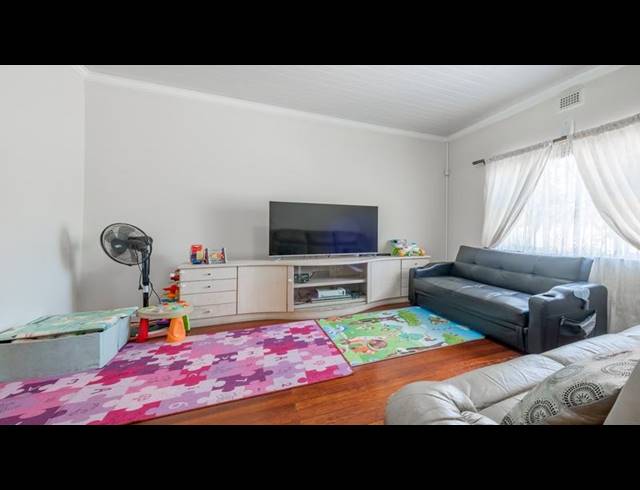 3 BEDROOM HOUSE FOR SALE IN GOODWOOD ESTATE